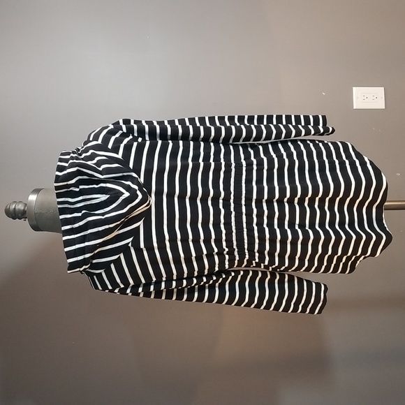 Petite MP Talbots super stretchy black and white casual cardigan size medium P - Picture 4 of 14